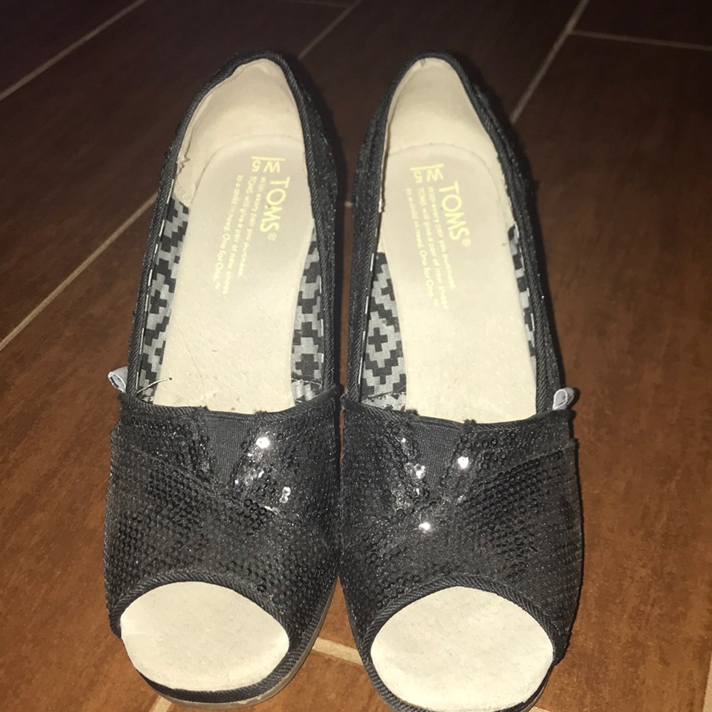 TOMS Black Sequin Wedges